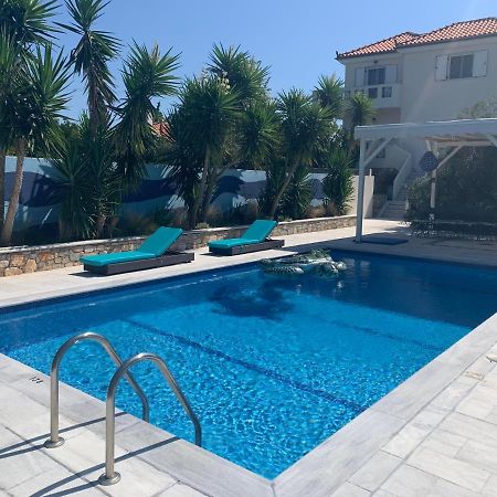 Chiqui Luxury Apartments Alónnisos Exterior foto